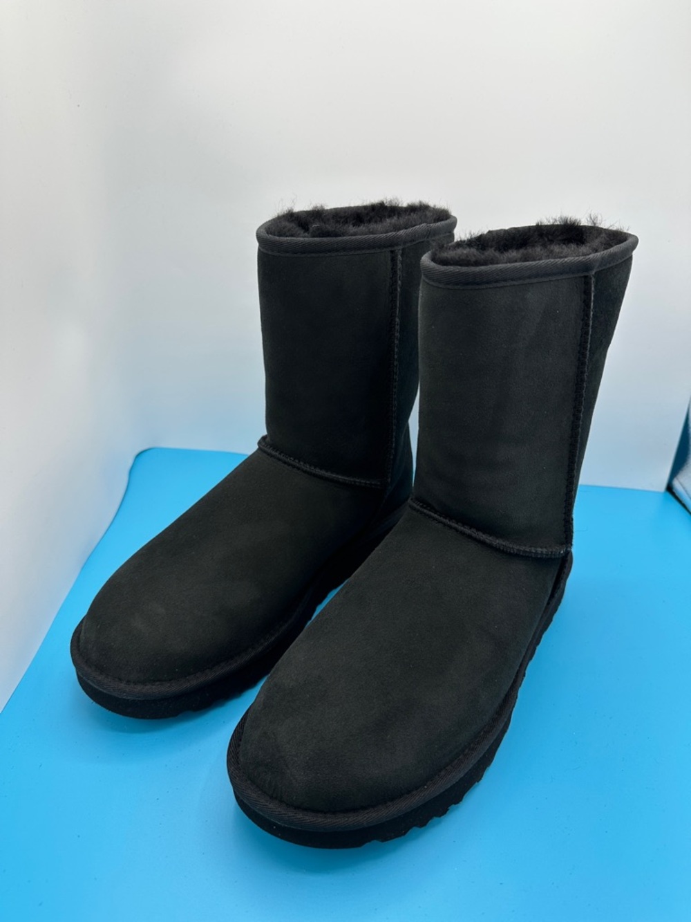 NEW! UGG Classic Short II - Women’s size 9 Brand NEW in box!